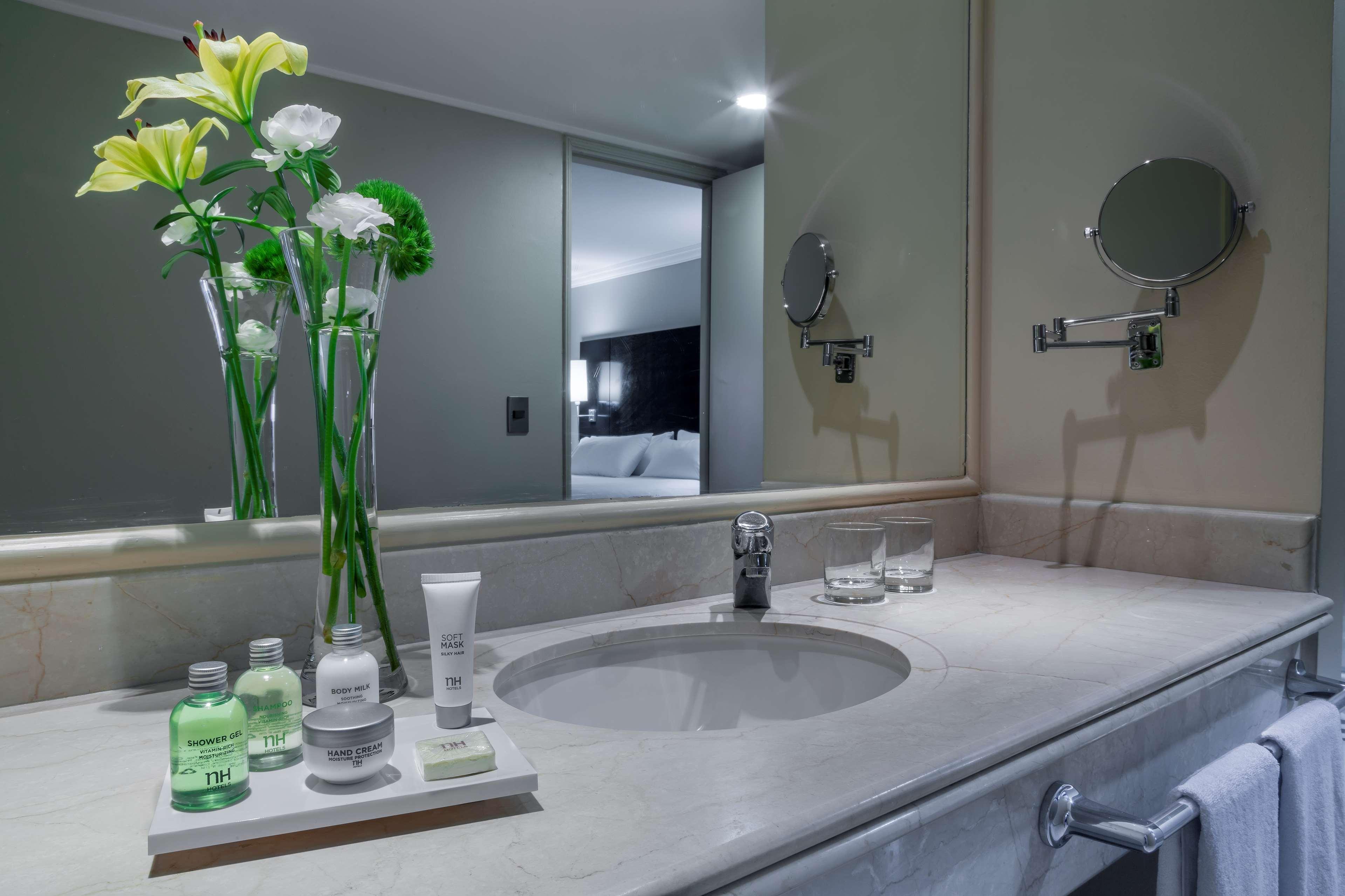 Nh Ciudad De Santiago Otel Dış mekan fotoğraf