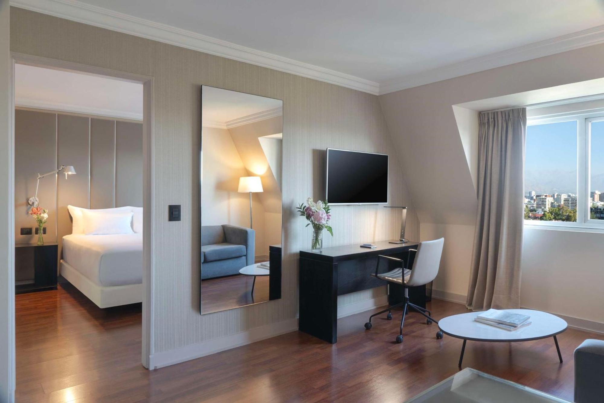 Nh Ciudad De Santiago Otel Dış mekan fotoğraf