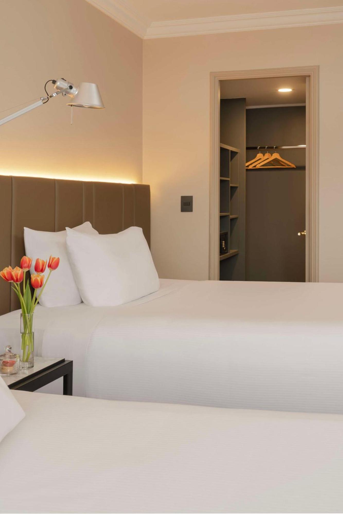 Nh Ciudad De Santiago Otel Dış mekan fotoğraf