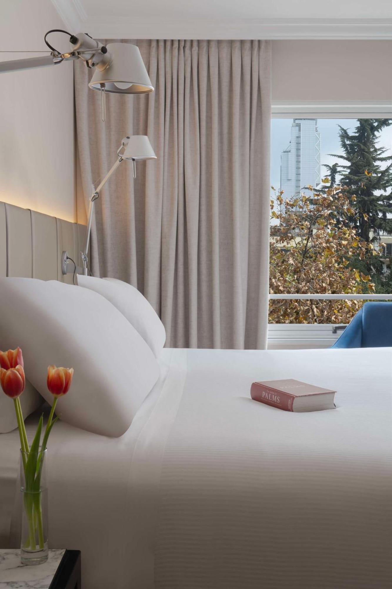 Nh Ciudad De Santiago Otel Dış mekan fotoğraf