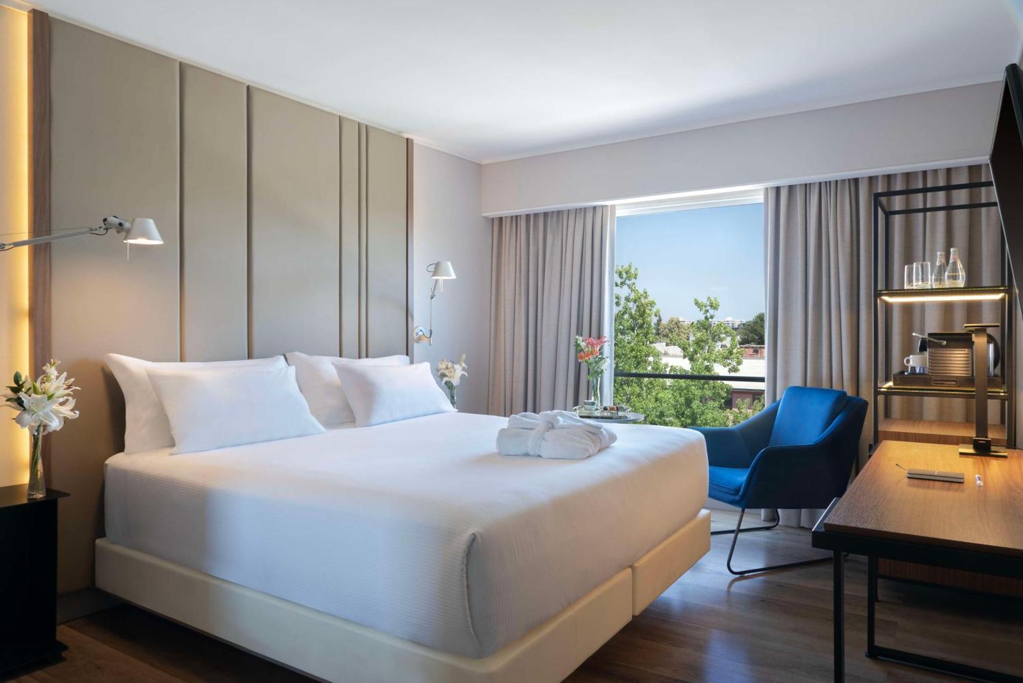 Nh Ciudad De Santiago Otel Dış mekan fotoğraf